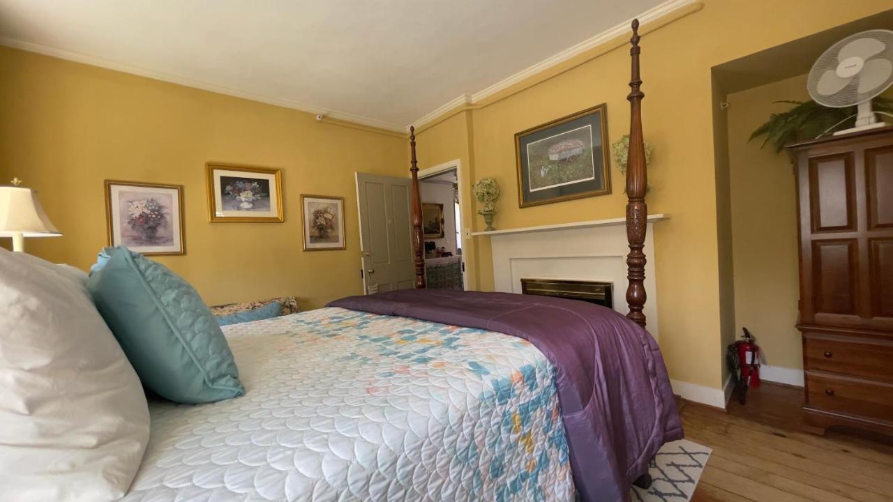 Wayside Inn Bed&Breakfast Ellicott City Exterior foto