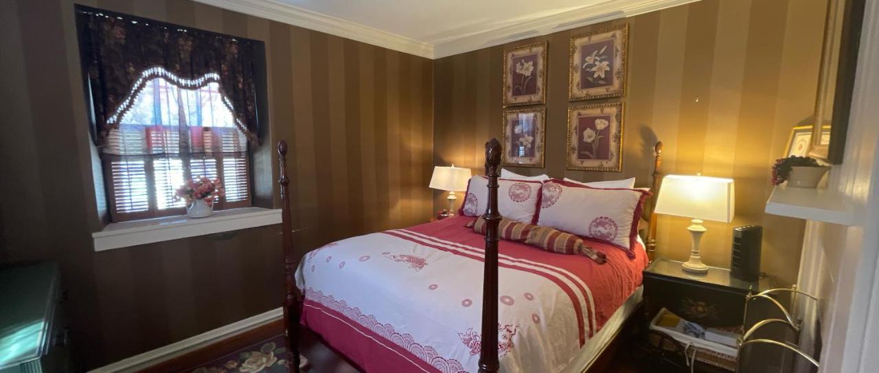 Wayside Inn Bed&Breakfast Ellicott City Exterior foto
